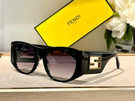 Picture of Fendi Sunglasses _SKUfw54112434fw